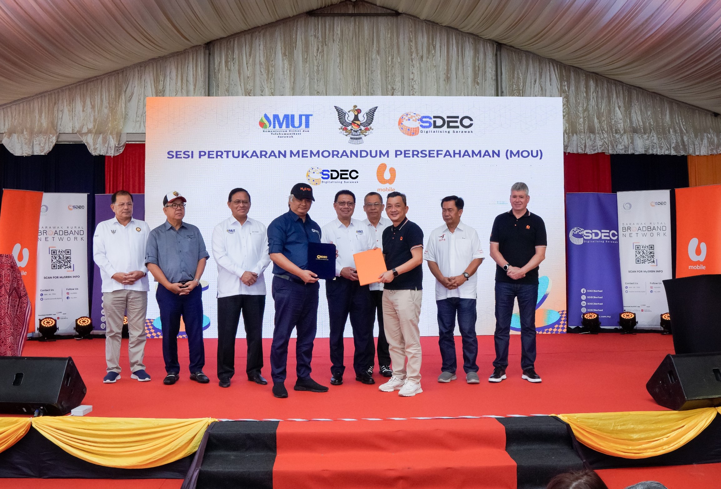 Read more about the article U Mobile collaborates with SDEC to advance digital transformation in Sarawak