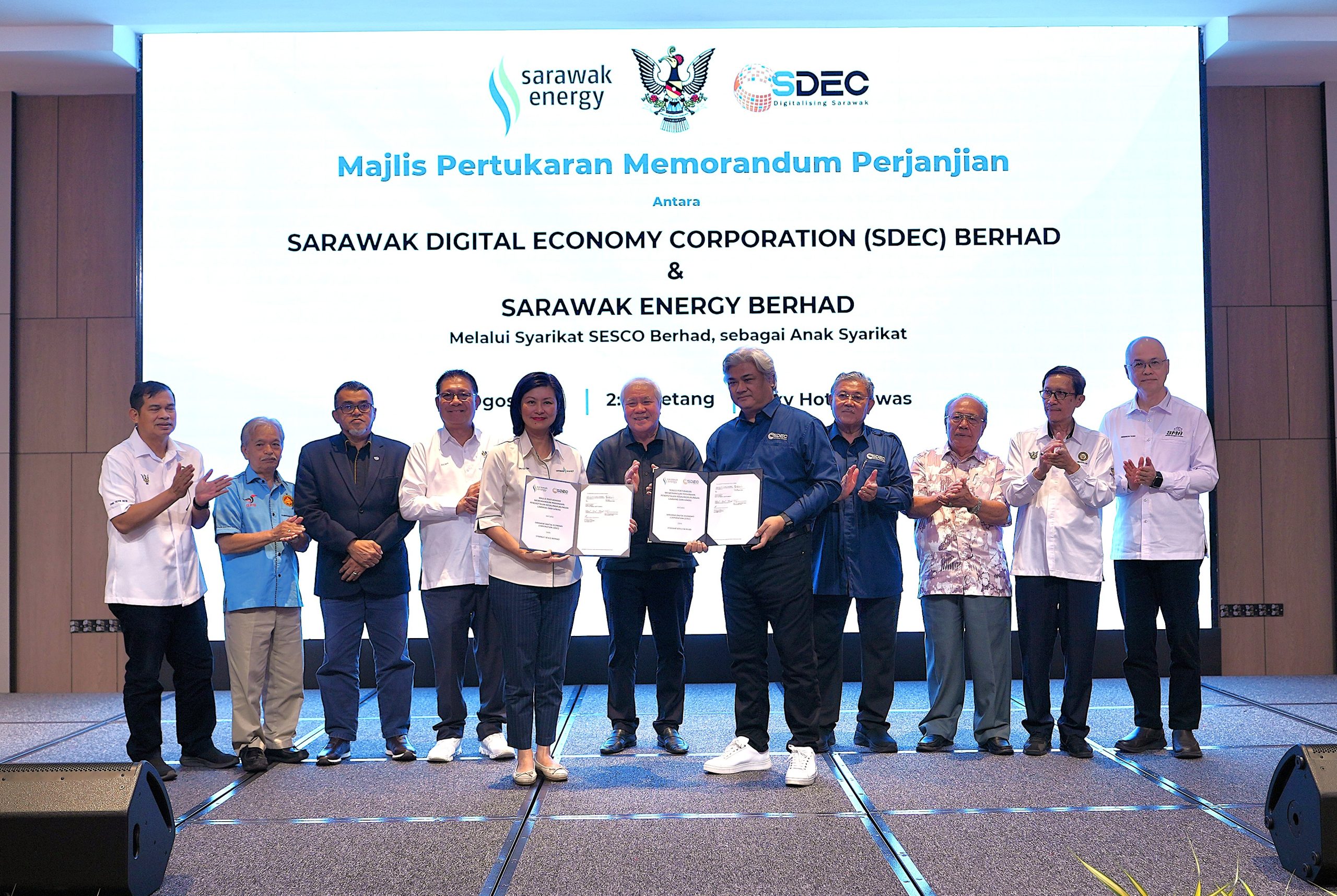 You are currently viewing SDEC, SESCO strengthen digital connectivity between Limbang and Lawas
